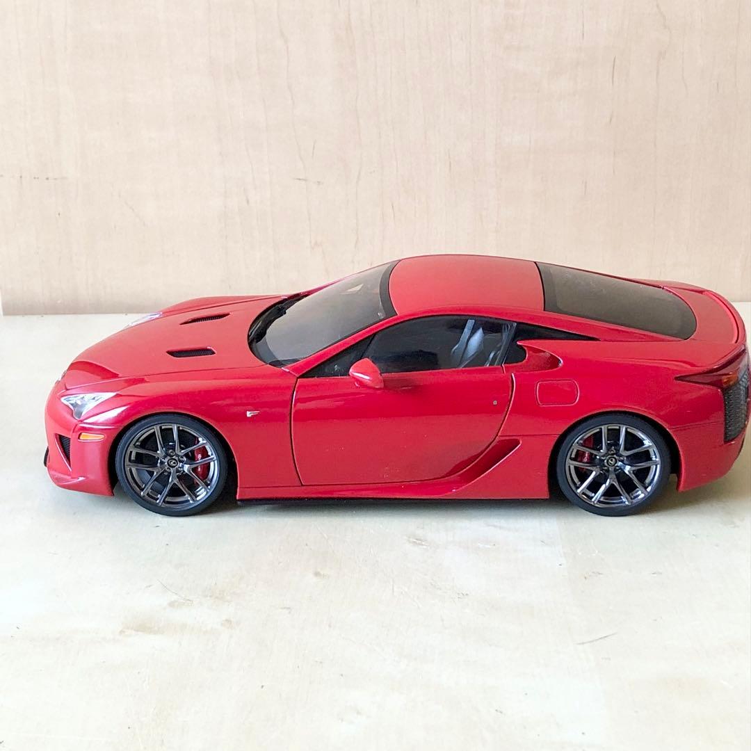 ミニカー AUTO ART 1/18 Lexus LFA