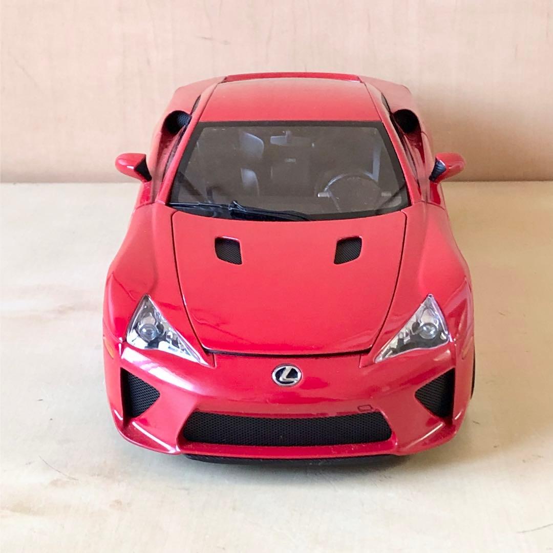 ミニカー AUTO ART 1/18 Lexus LFA
