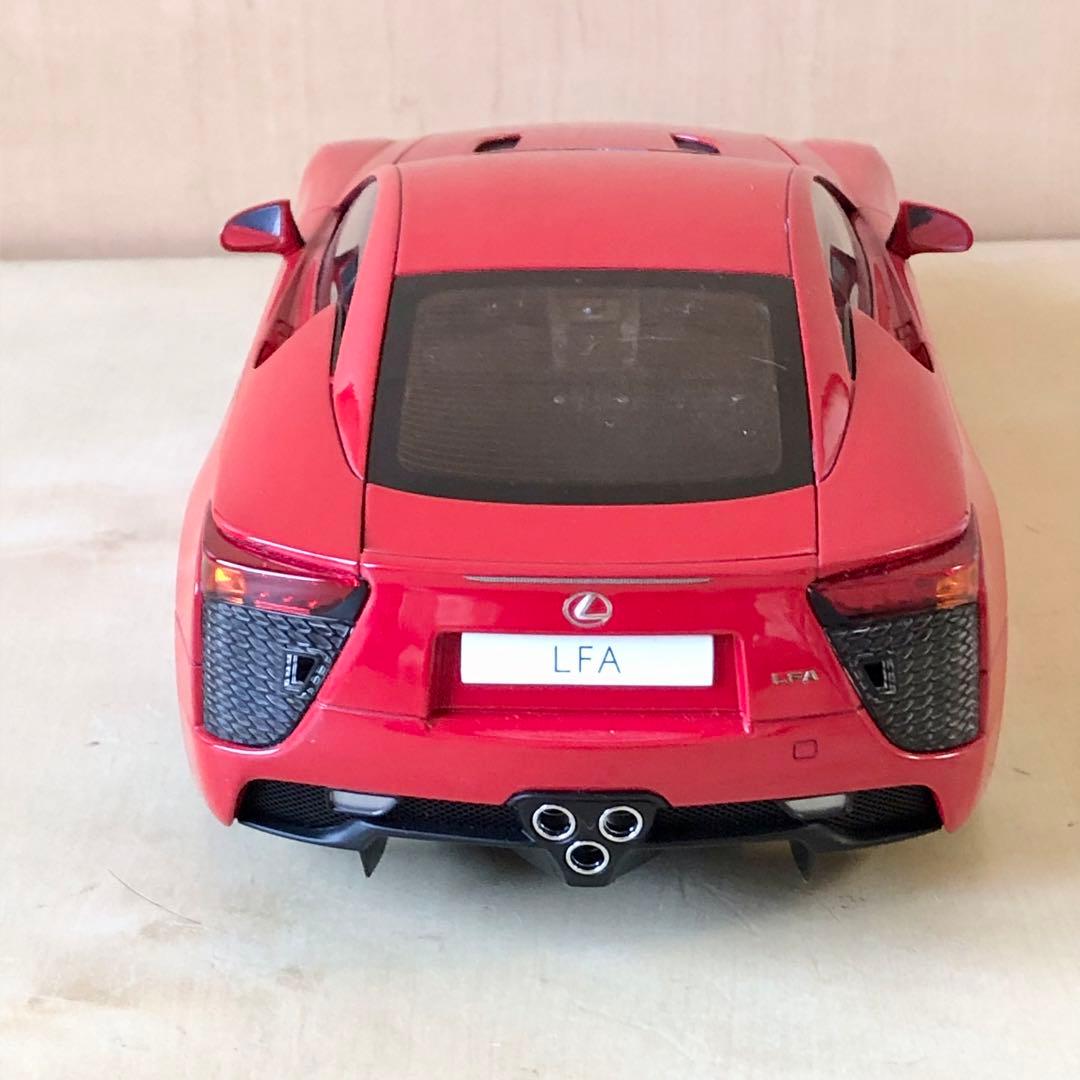 ミニカー AUTO ART 1/18 Lexus LFA