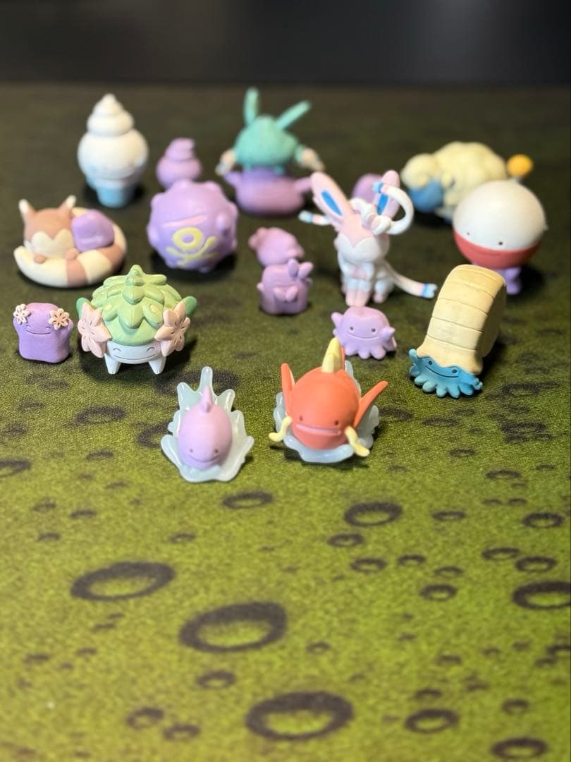 へんしん　メタモン　ガチャガチャ