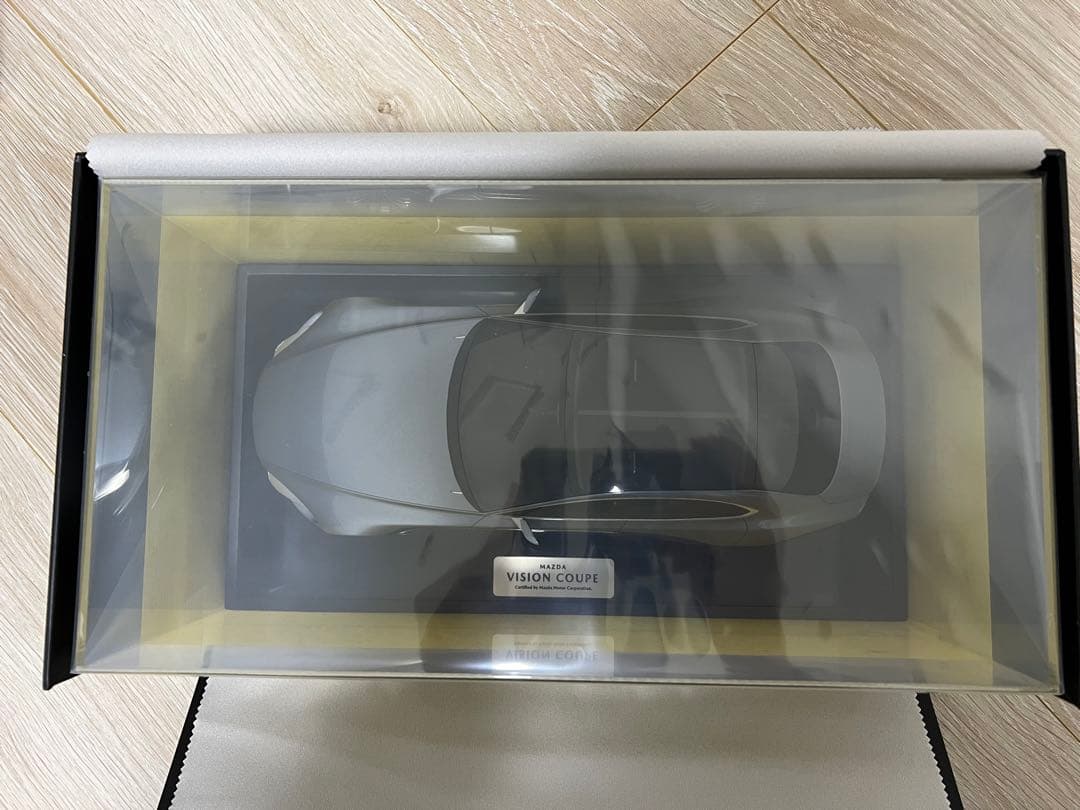 MAZDA 公式 VISION COUPE　モデルカー1/18