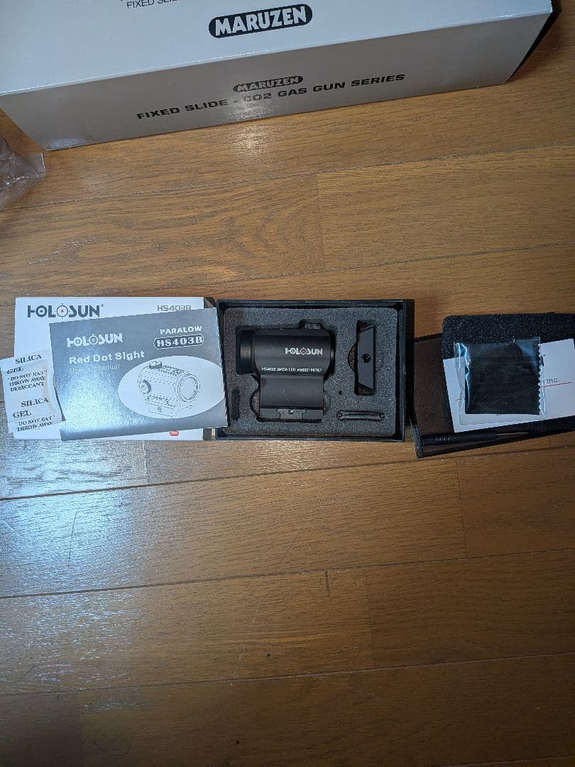 ホロサン　HS403B レッドドットサイト