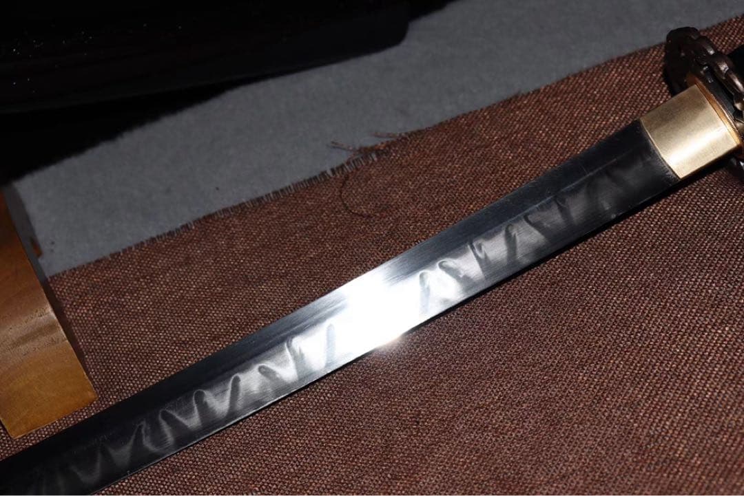 蜻蛉点水 日本刀 武具 鑑賞刀 居合刀 模造刀 同田貫 稽古 乱濤紋