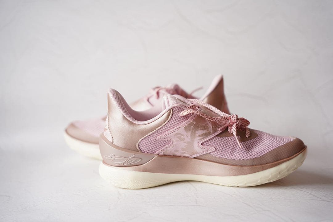 UA Curry Fox1 “REIGN ROSE\" カリーフォックス　ピンク