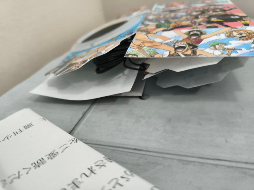 ONE PIECE ワンピース　コミックカバーBOXスピーカー　ルフィの秘宝