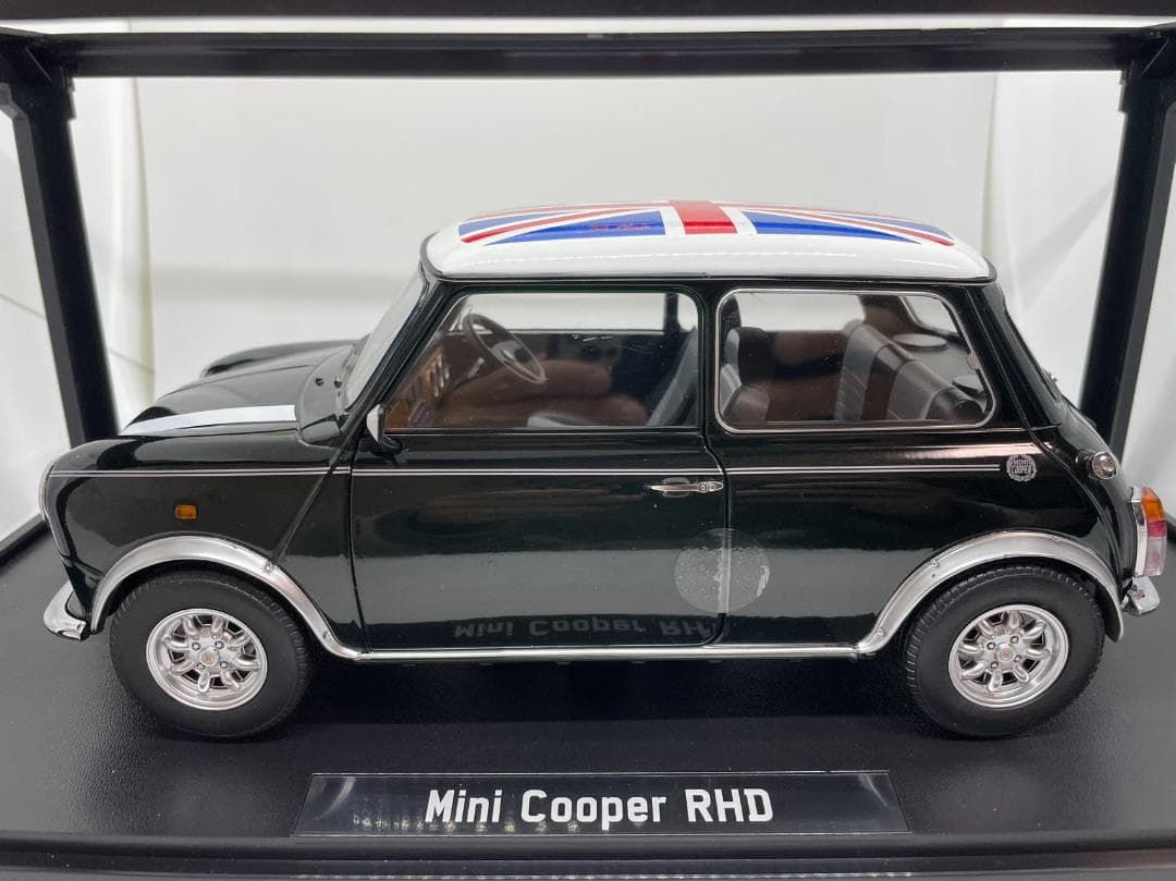 305-038 KK 1/12 ミニ クーパー RHD ブラック