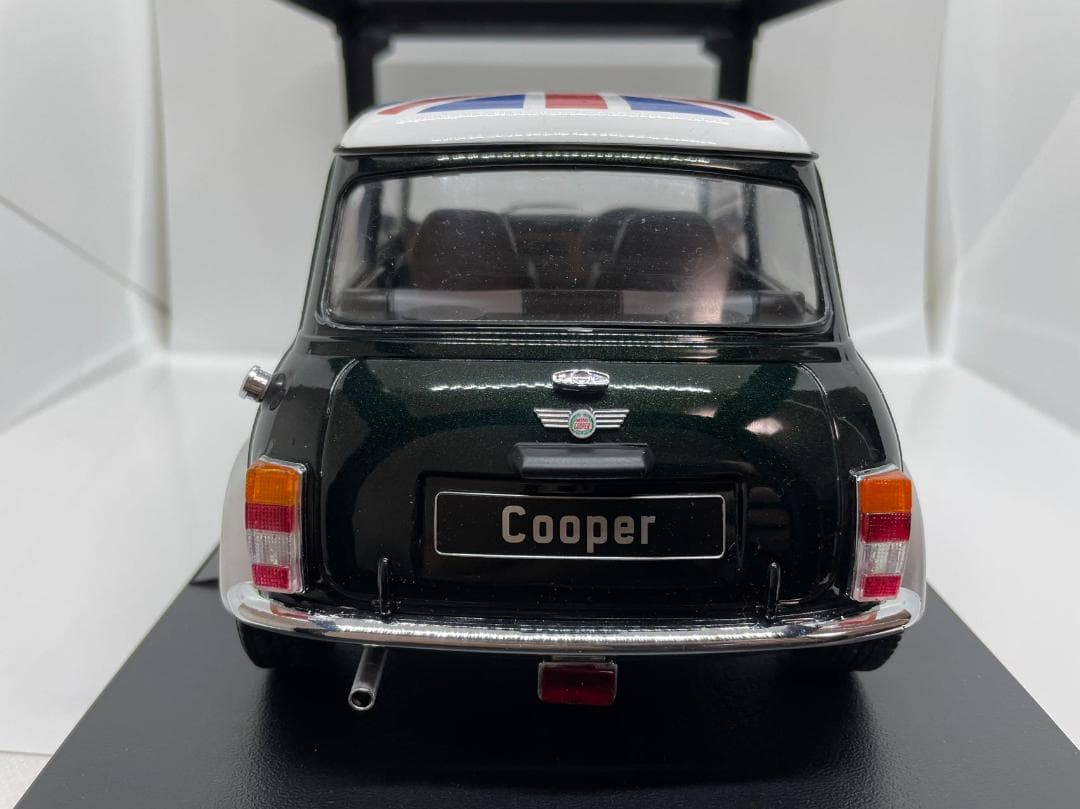 305-038 KK 1/12 ミニ クーパー RHD ブラック