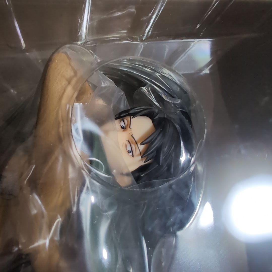 進撃の巨人 リヴァイ 1/8スケールフィギュア