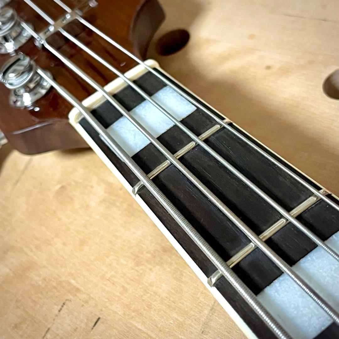 新品同様 Sire / V5R Alder-4 ※fender sadowsky