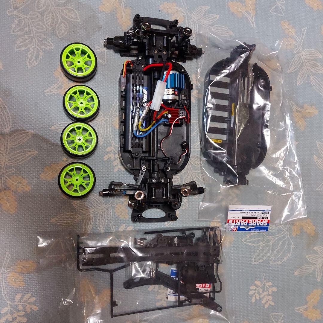 値引きドリフトラジコンTT01MRCフロント付き2駆 サーボ付けます