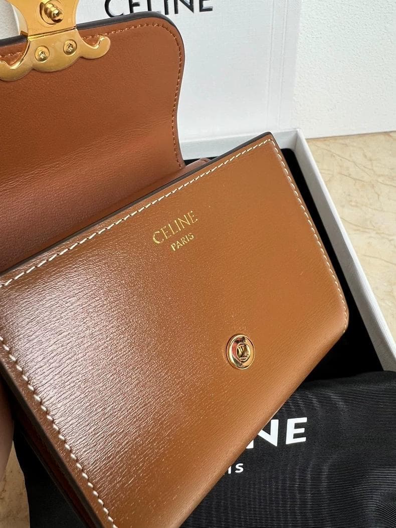 CELINE セリーヌ　ブラウン 三つ折り財布