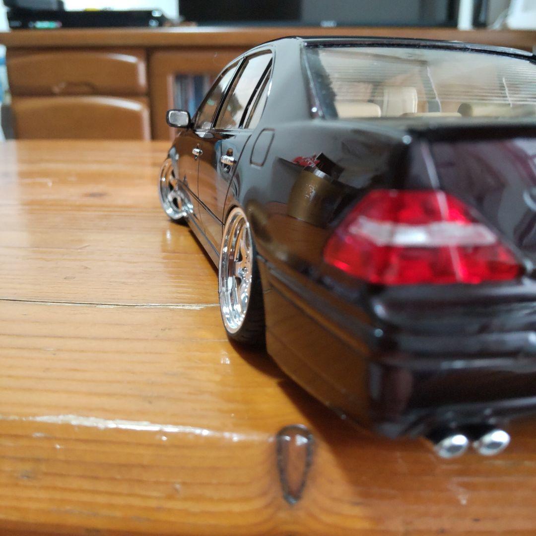 アオシマ1/24　セルシオ完成品