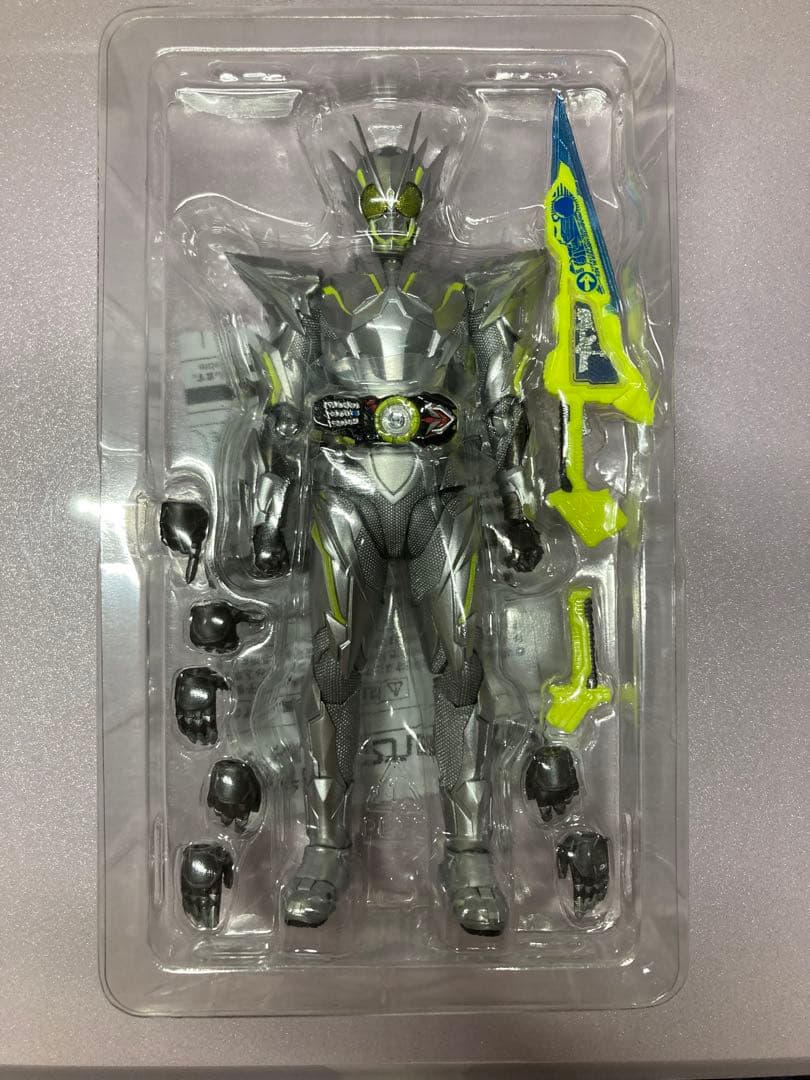 SHフィギュアーツ グランドジオウ オーマジオウメタルクラスターホッパー ダブル
