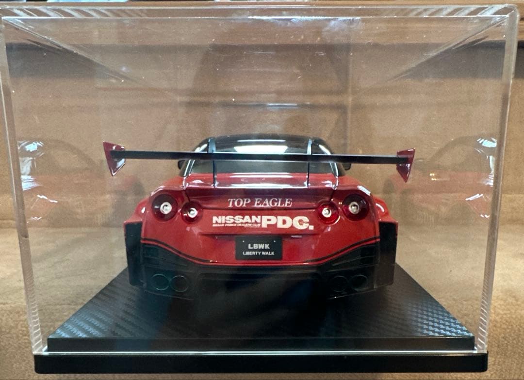 LIBERTY WALK Nismo GT-R 1/18イグニッションモデル