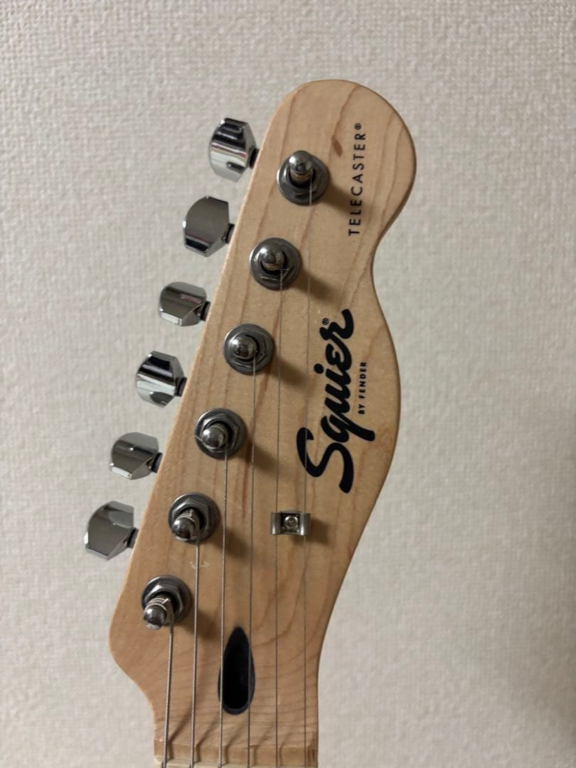Squier Telecaster イエロー　ケース、スタンド付き