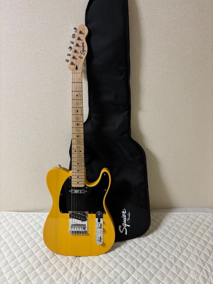 Squier Telecaster イエロー　ケース、スタンド付き