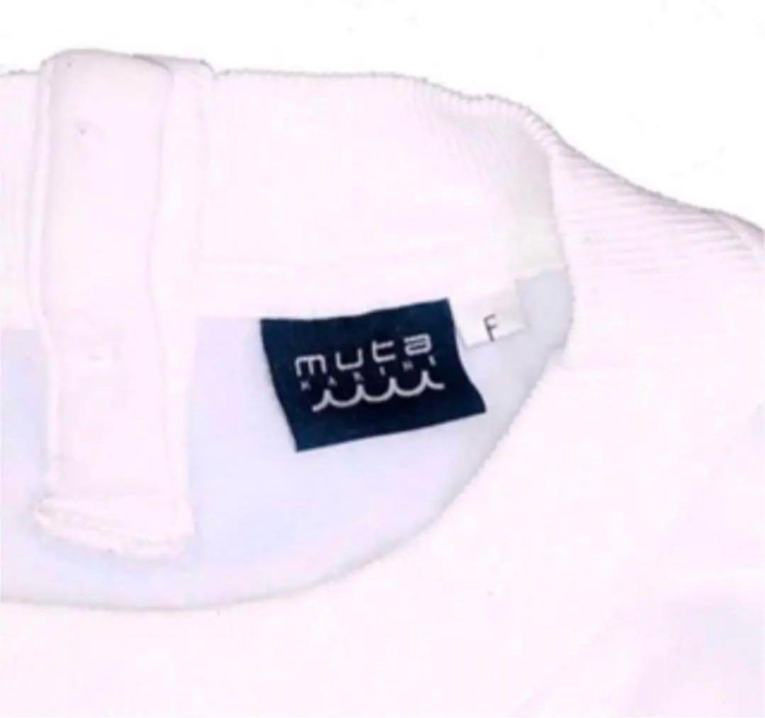 muta トレーナー