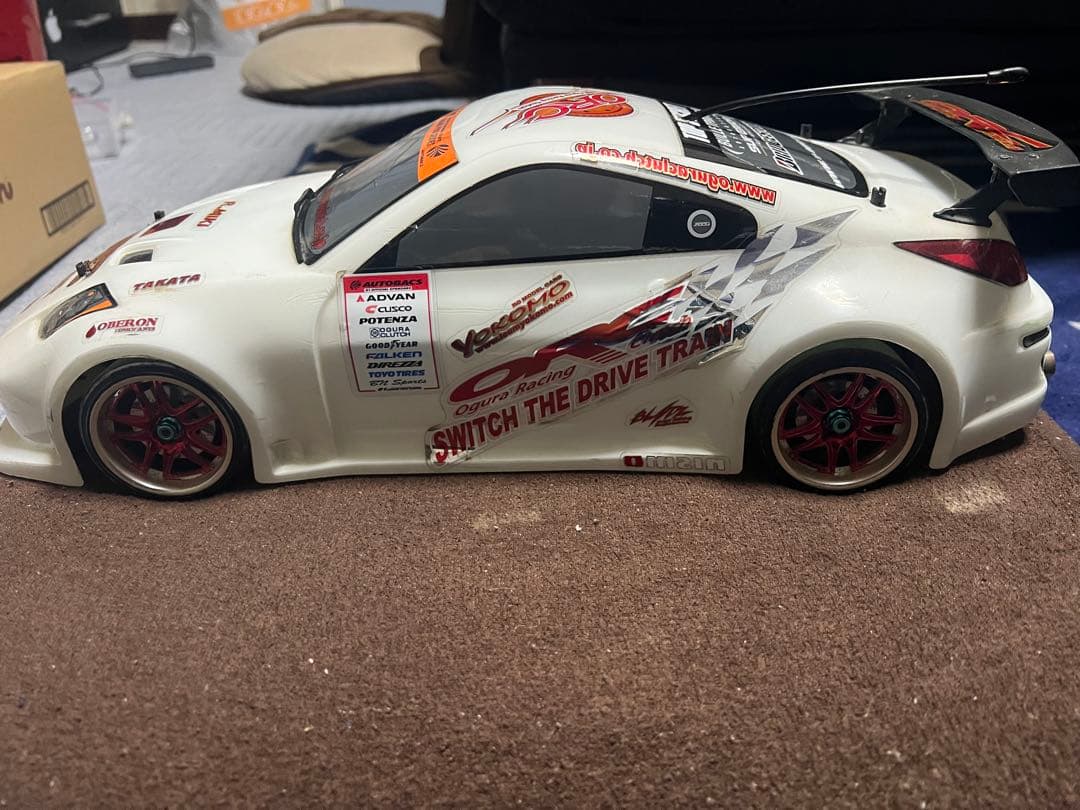 ヨコモ　ドリフトラジコン日産Z 4WD Teguh gunawan