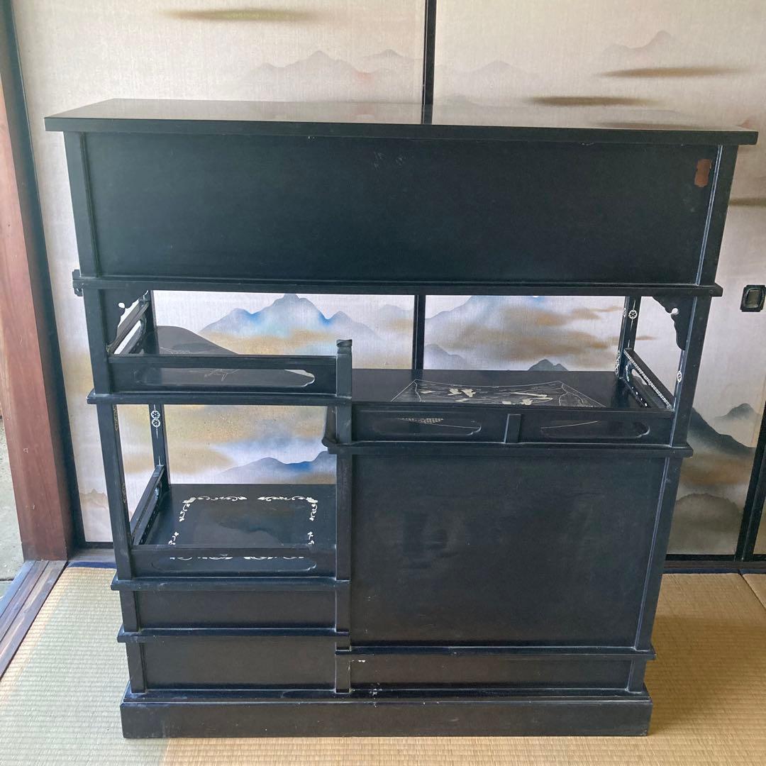 輪島塗　螺鈿細工　飾り棚　茶箪笥　段違い　違棚　黒漆　唐子　高級　和式　アコヤ貝