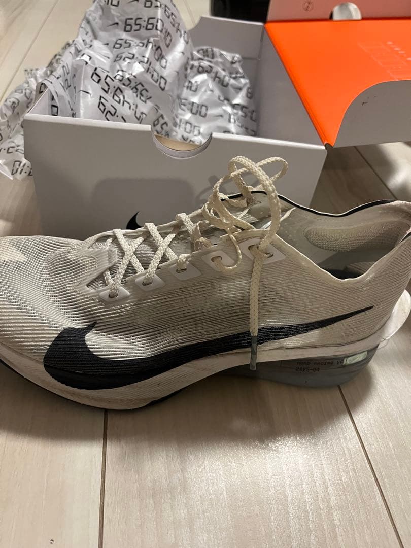 NIKE ヴェイパーフライ4サイズ26.5cm