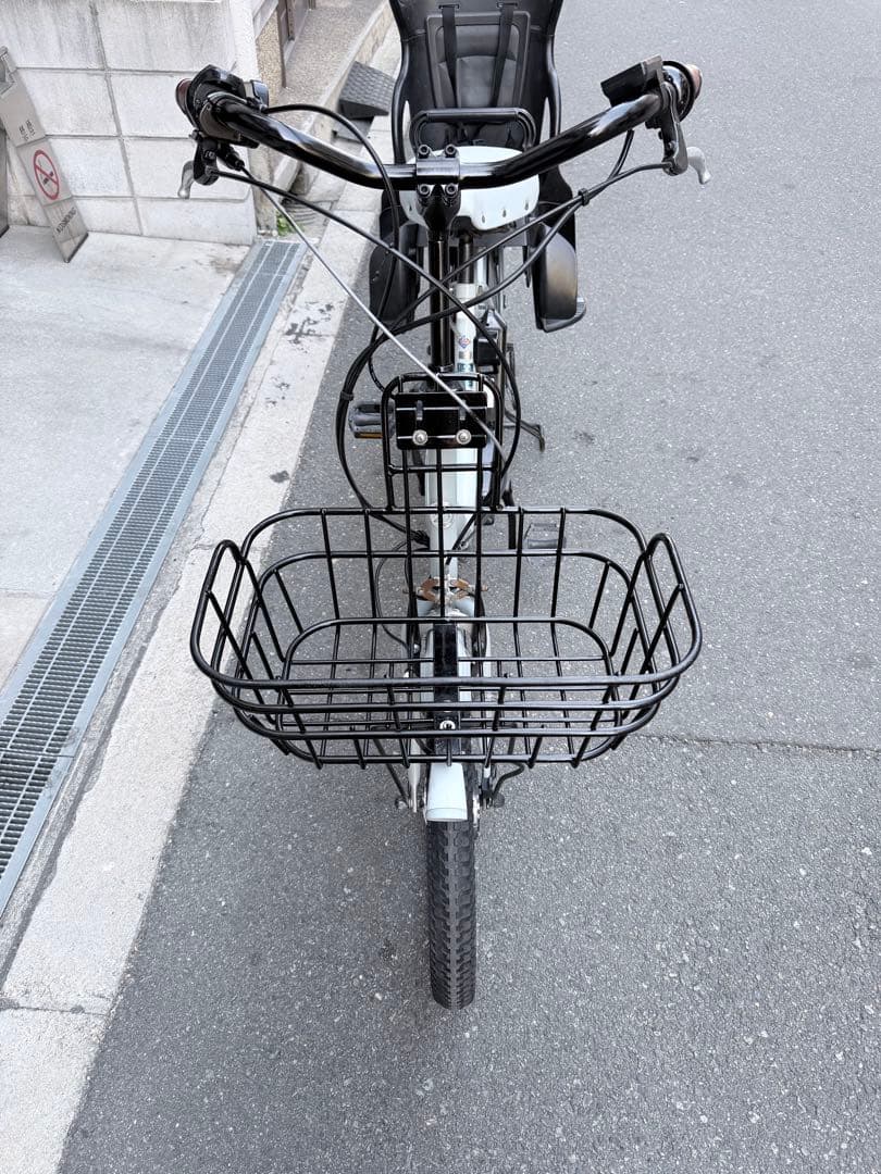 大阪府　子供乗せ　ブリヂストン　電動アシスト自転車 チャイルドシート付き グレー
