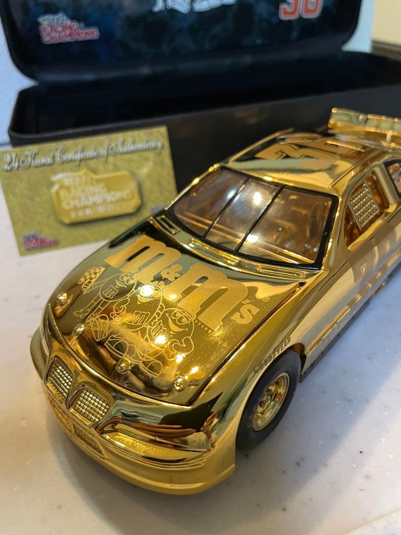希少！金メッキ！ナスカー　ミニカー　M&M 1/24スケール　24Kゴールド