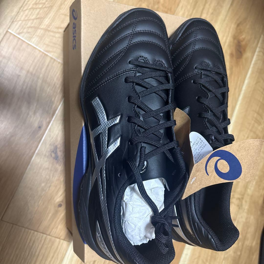 アシックストレーシュー