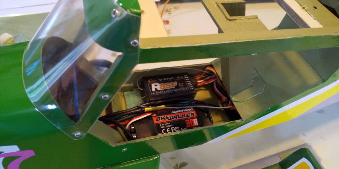 ラジコン飛行機　自作機　受信機付き