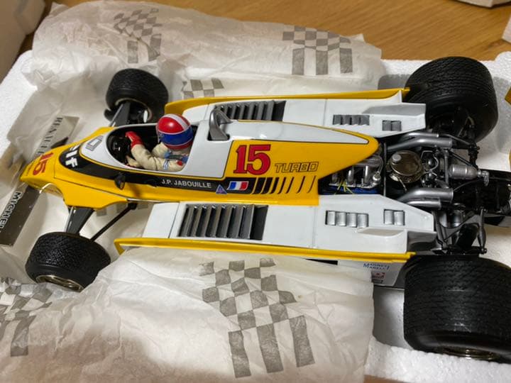 絶版！希少！ルノーRE20 F1 1／18ドライバー付き未展示品