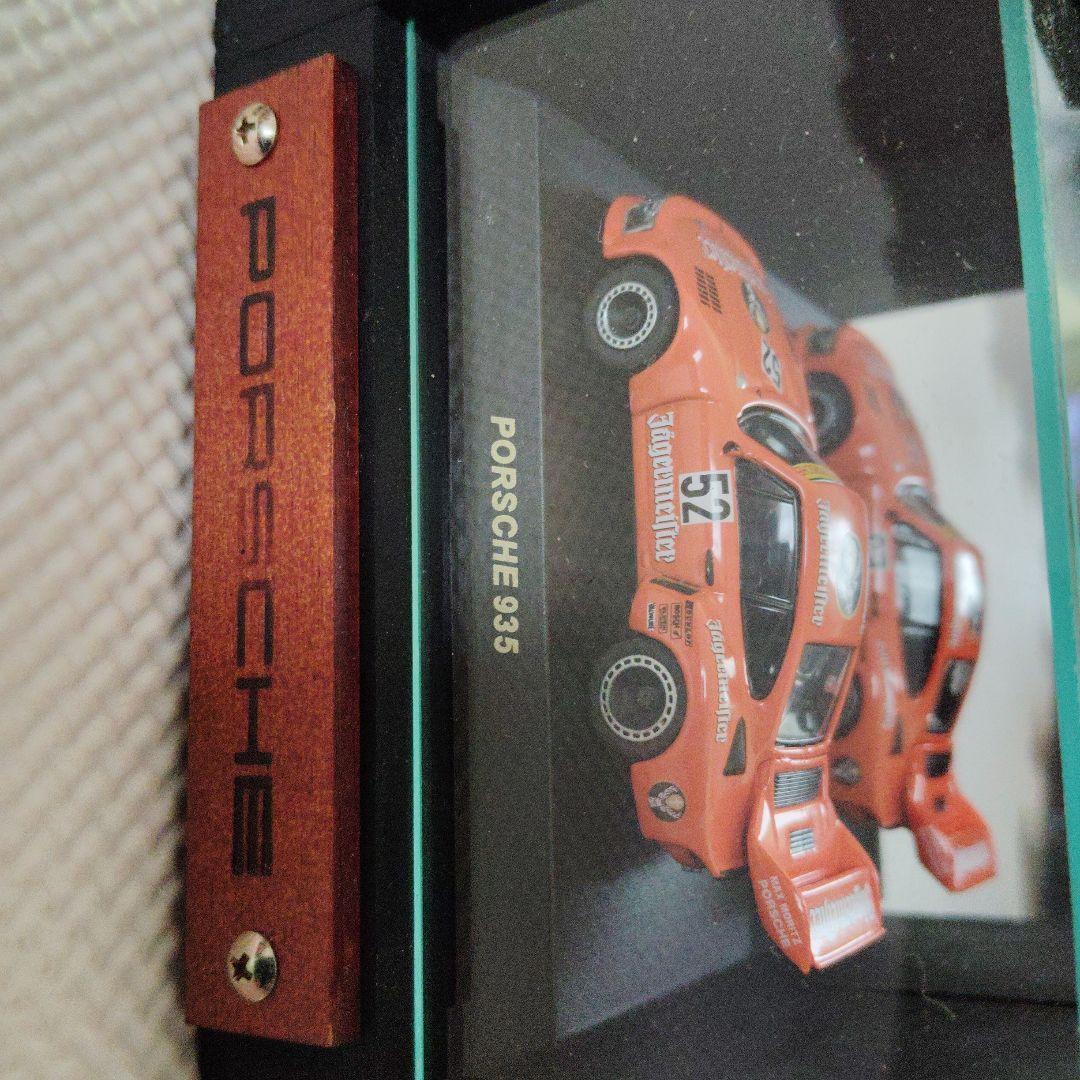 ポルシェ 935 ディスプレイケース付き