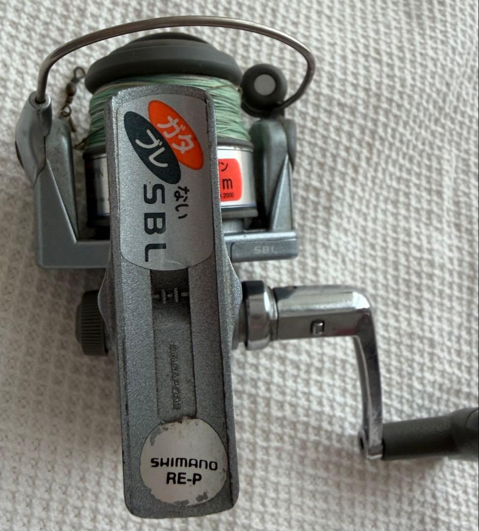 SHIMANO HOLIDAY SPIN 2000 リール