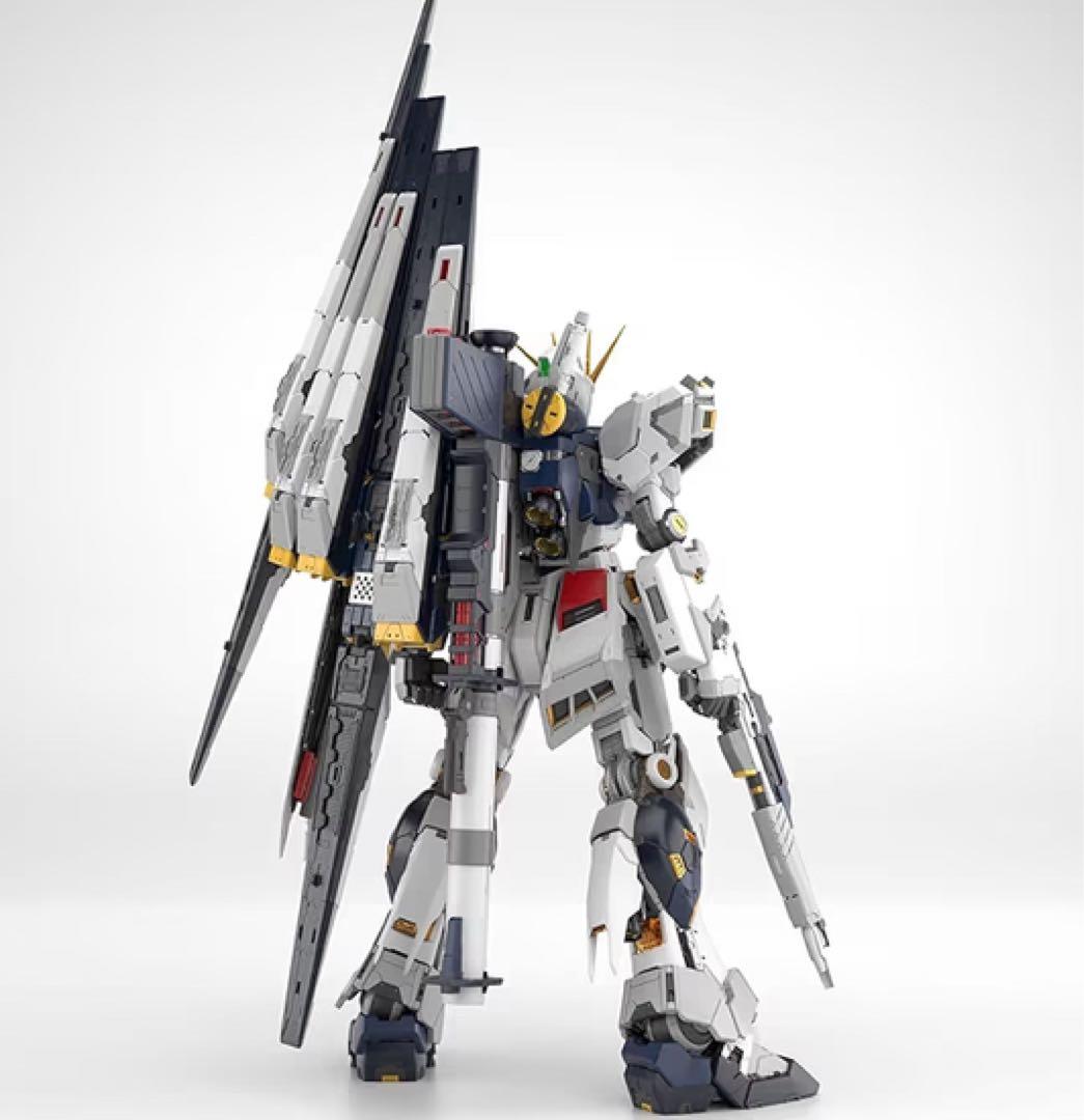 新品未開封　pg unleashed 1/60 νガンダム