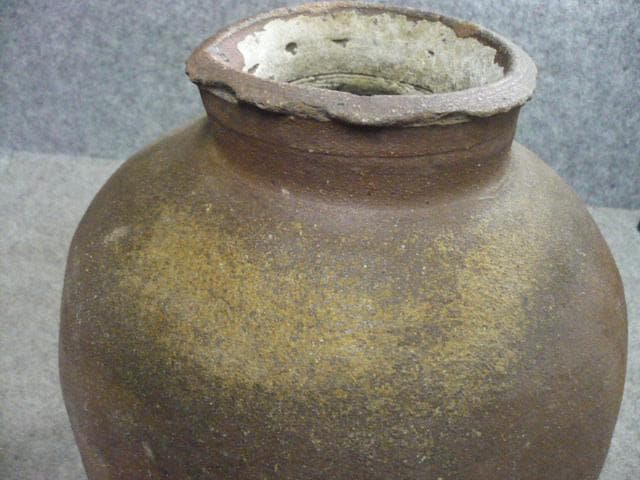 常滑焼壷 [B31685]