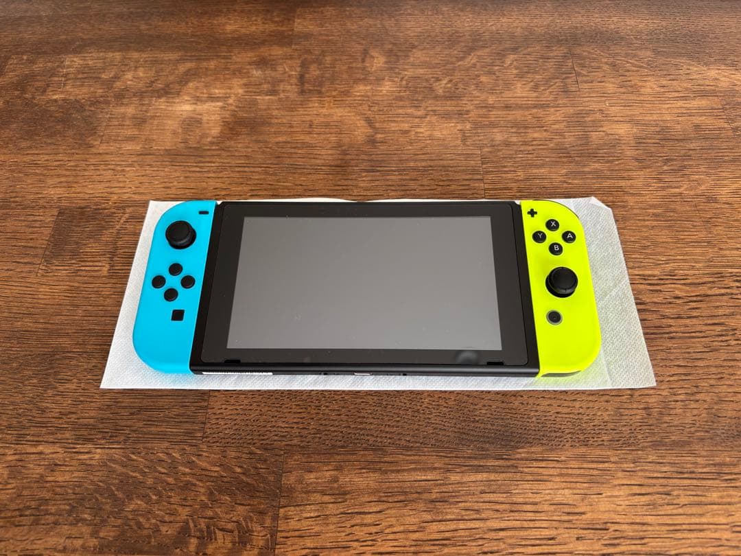 【超美品】Nintendo switch 本体　ニンテンドースイッチ