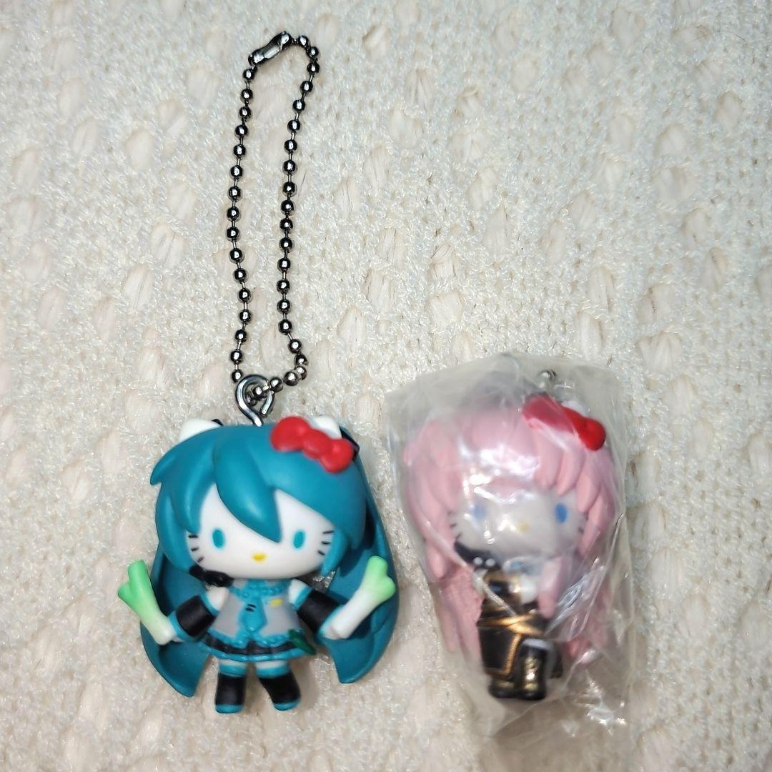 初音ミク ボカロ ハローキティ コラボ ボールチェーンマスコット 4つまとめ売り