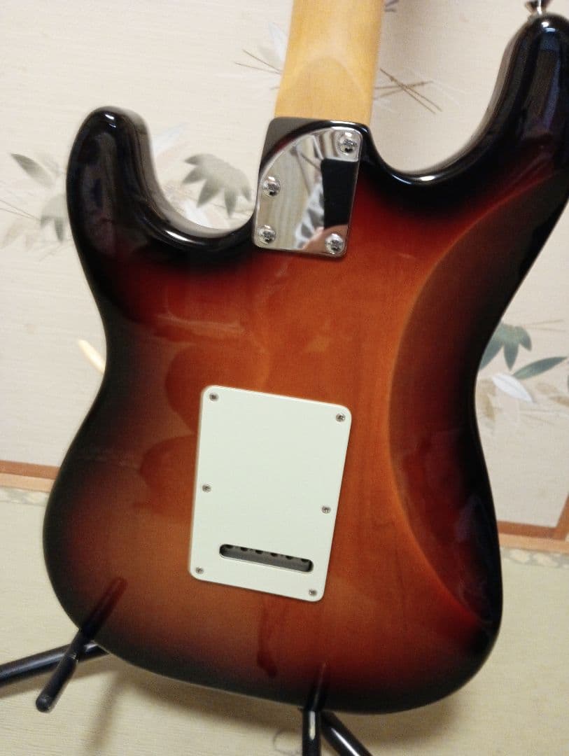 LadiBack サンバースト エレキギター
