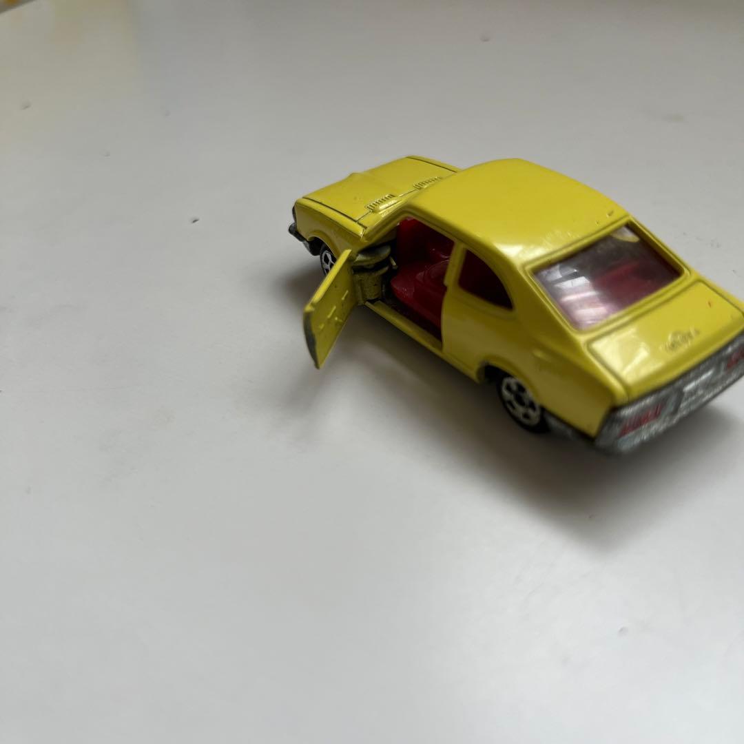 トミカ NO.11 トヨタ スプリンター SL 香港 レア ジャンク