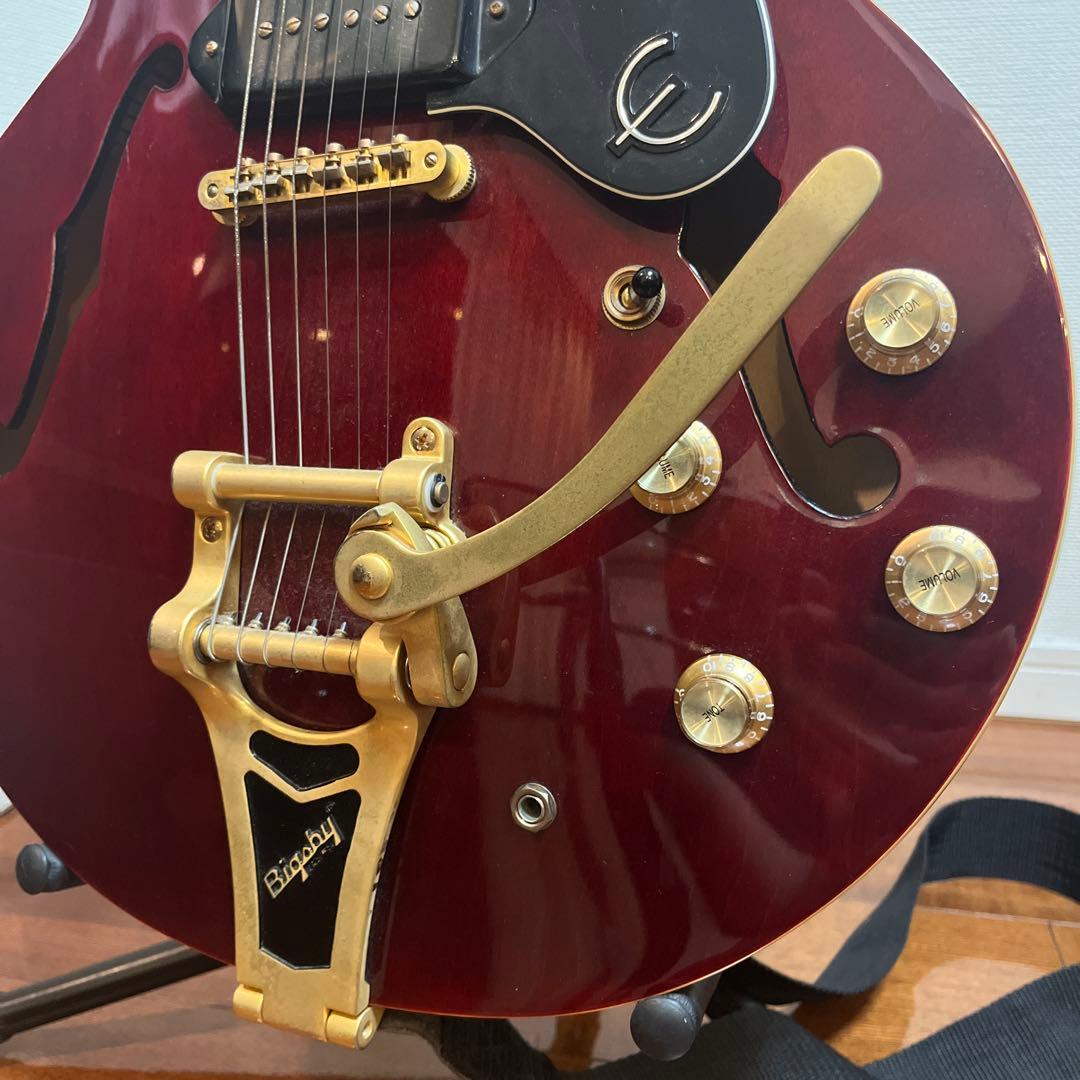 Epiphone Riviera Custom P93 ワインレッド（セミアコ）