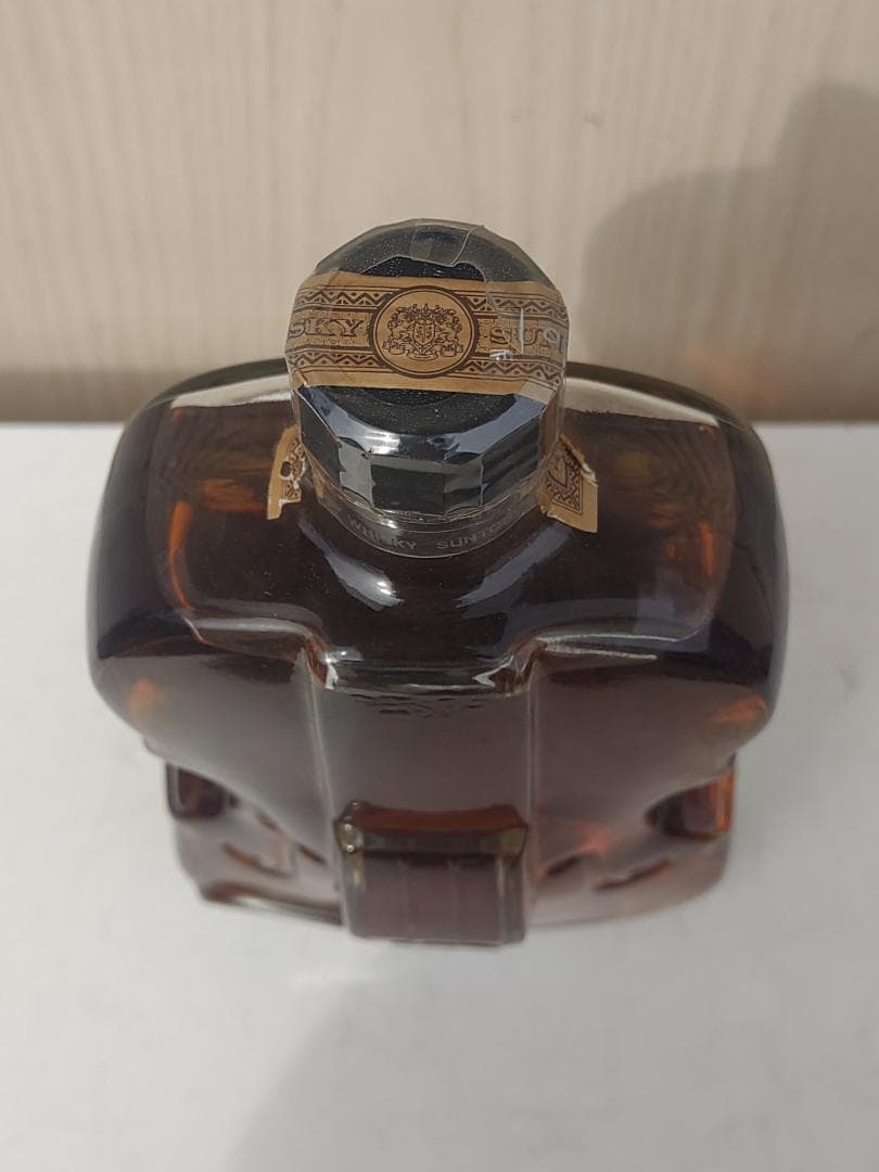 未開栓　サントリー ウイスキー ローヤル バイオリン型 700ml