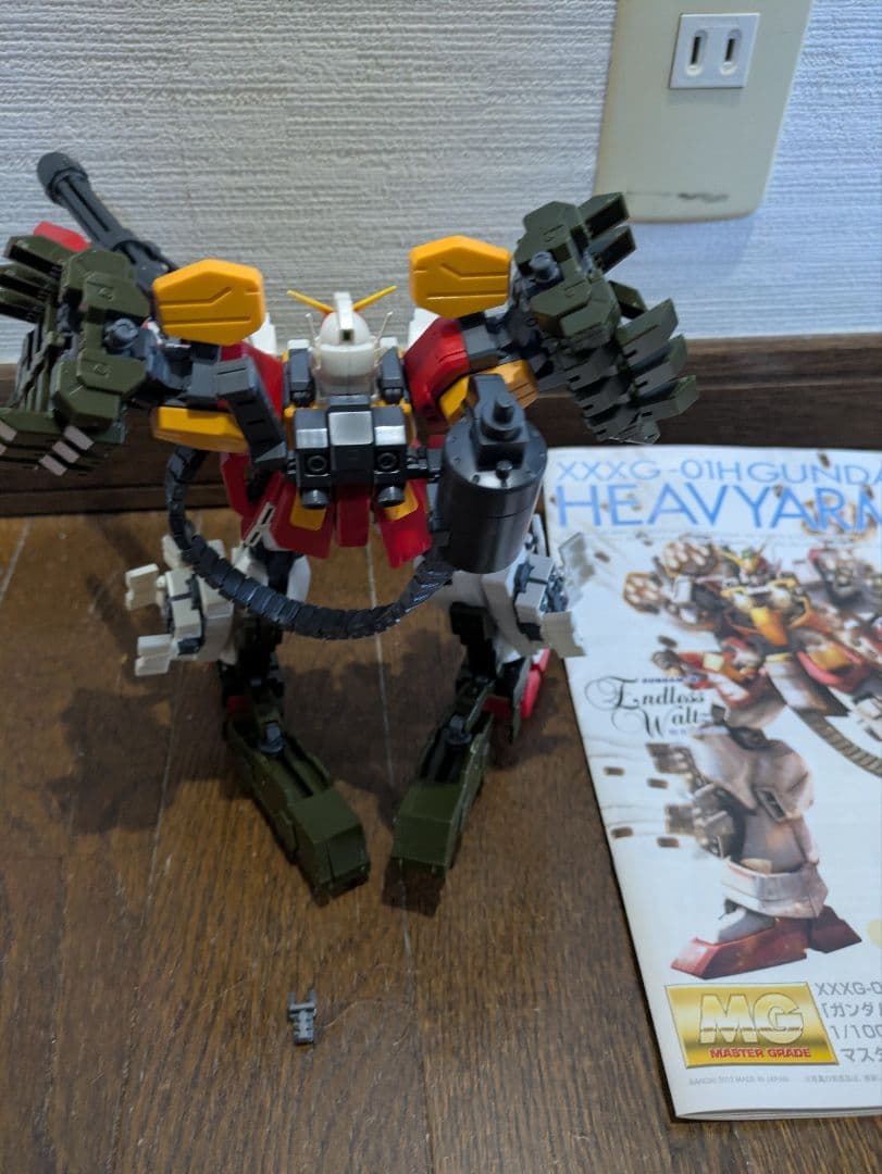プラモデル ガンダム　ガンプラ　MG ヘビーアームズ　イーゲル装備　ジャンク