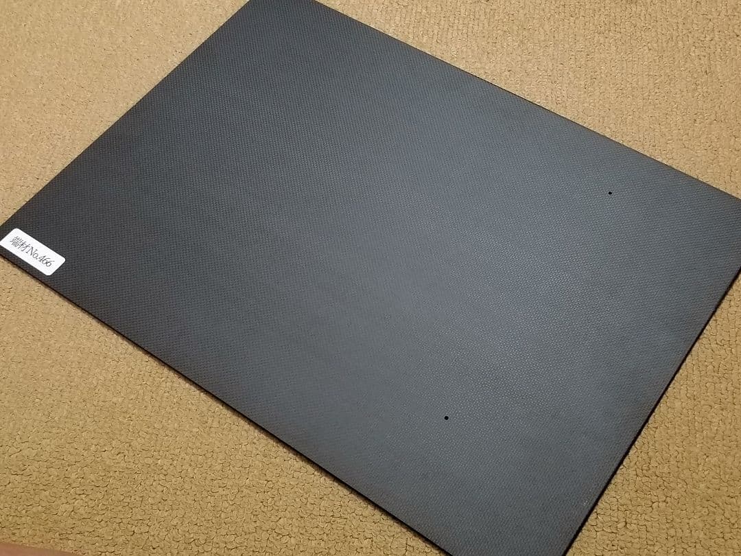端材No.466【CFRP素材】厚み約2.0mm 1Kカーボン 【訳有り品】