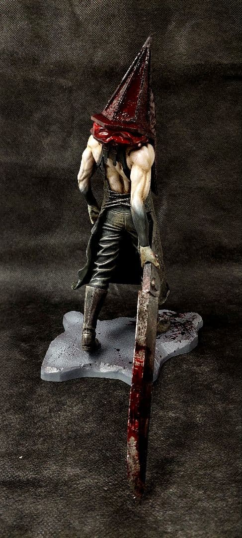 サイレントヒル２　レッドピラミッドシング　フルリペイント塗装！！　景品フィギュア