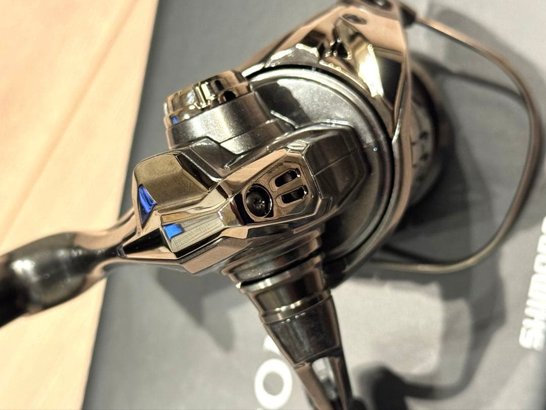 シマノ　25コンプレックス　C2500 F4 XG
