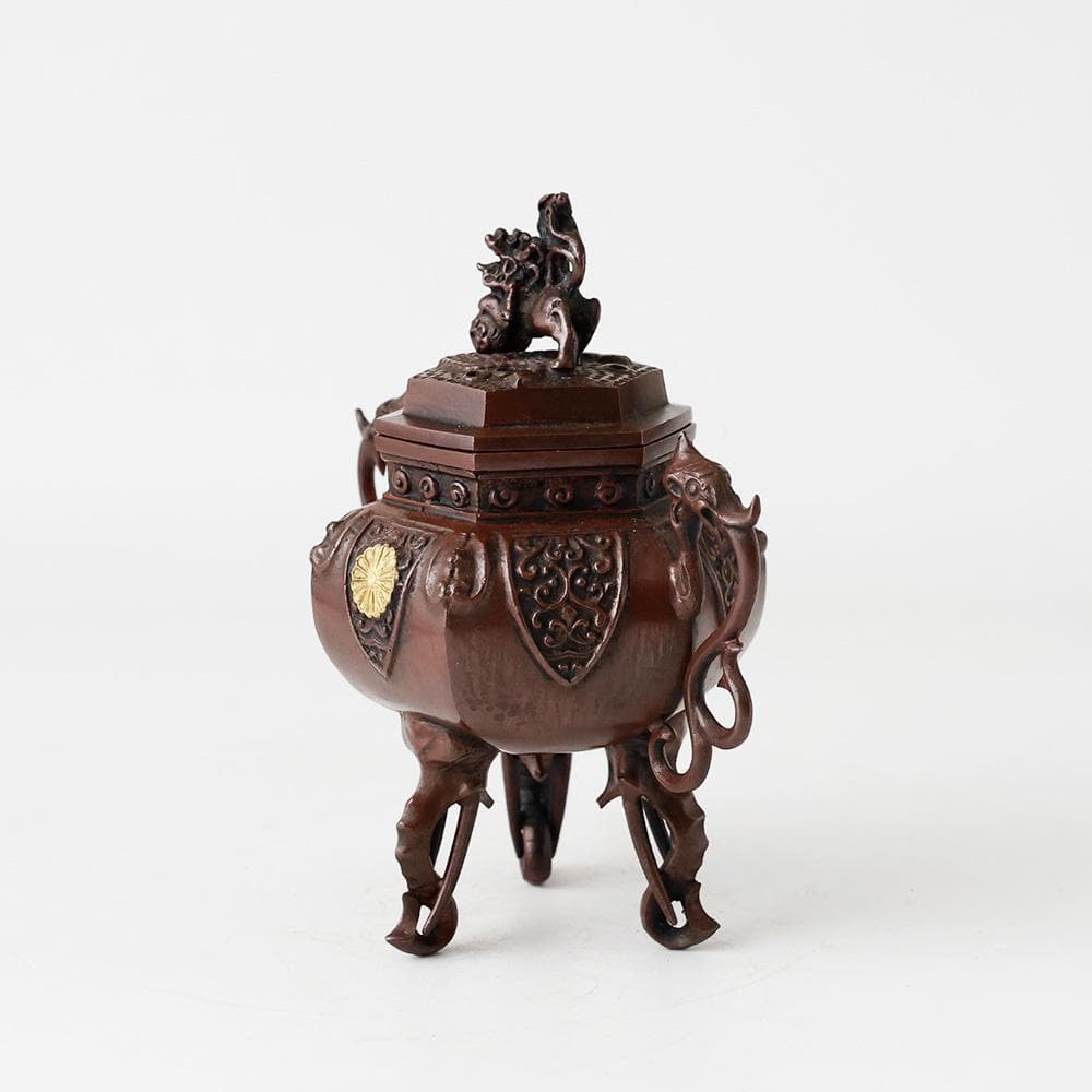 瑞峰堂 栄翠作 御下賜品 六角象耳菖蒲文 銅製香炉 十六菊金象嵌 共箱 黄布 栞