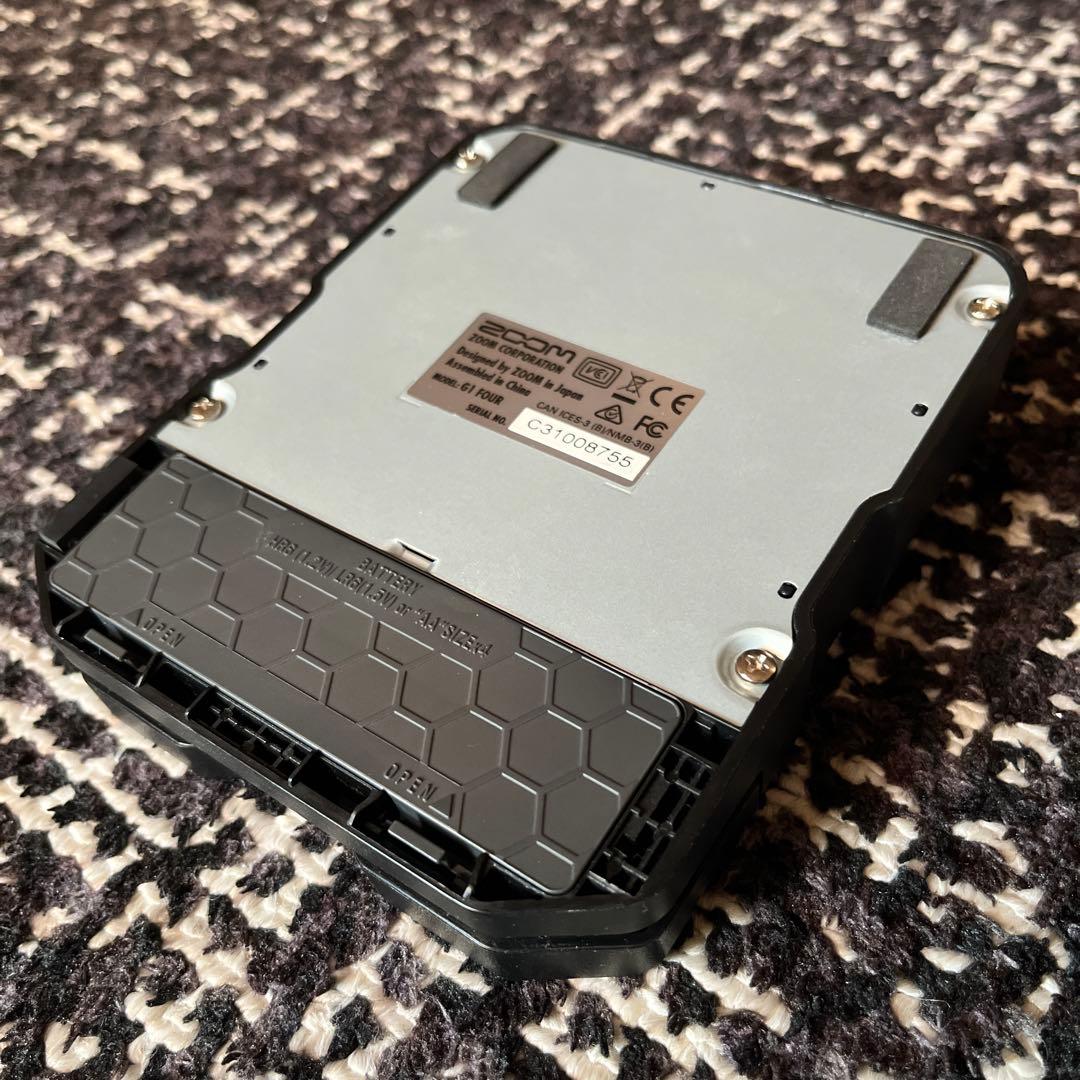 値下ZOOM G1 FOUR ギターエフェクター