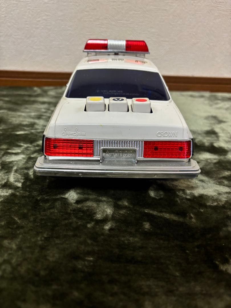 レトロCROWNパトカー長さ35cm