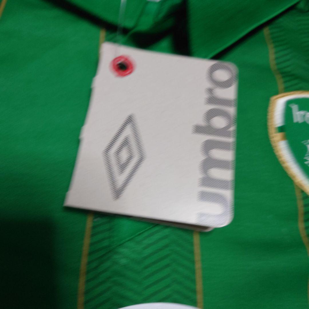 【未着用品、公式、タグ付き】アイルランド代表　サッカーユニフォーム