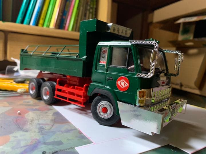 アオシマ1/32完成品