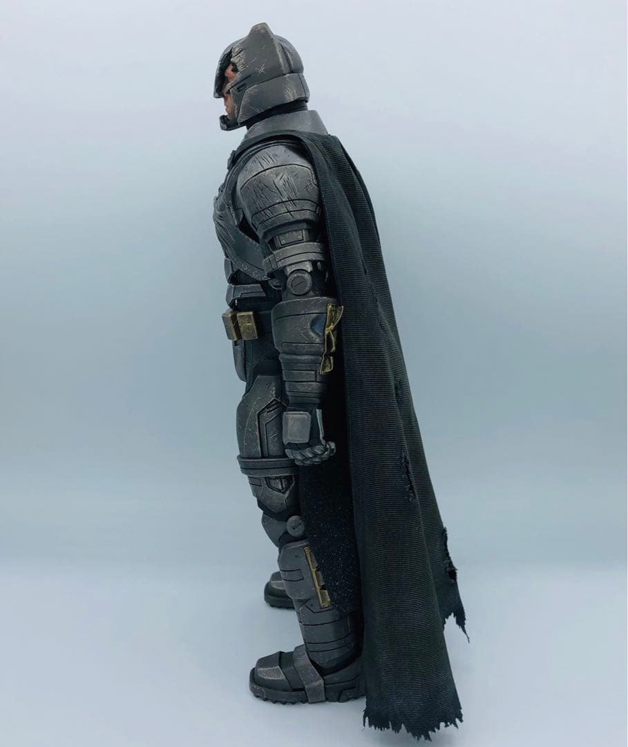 ホットトイズ アーマードバットマン バトルダメージ バットマンVSスーパーマン