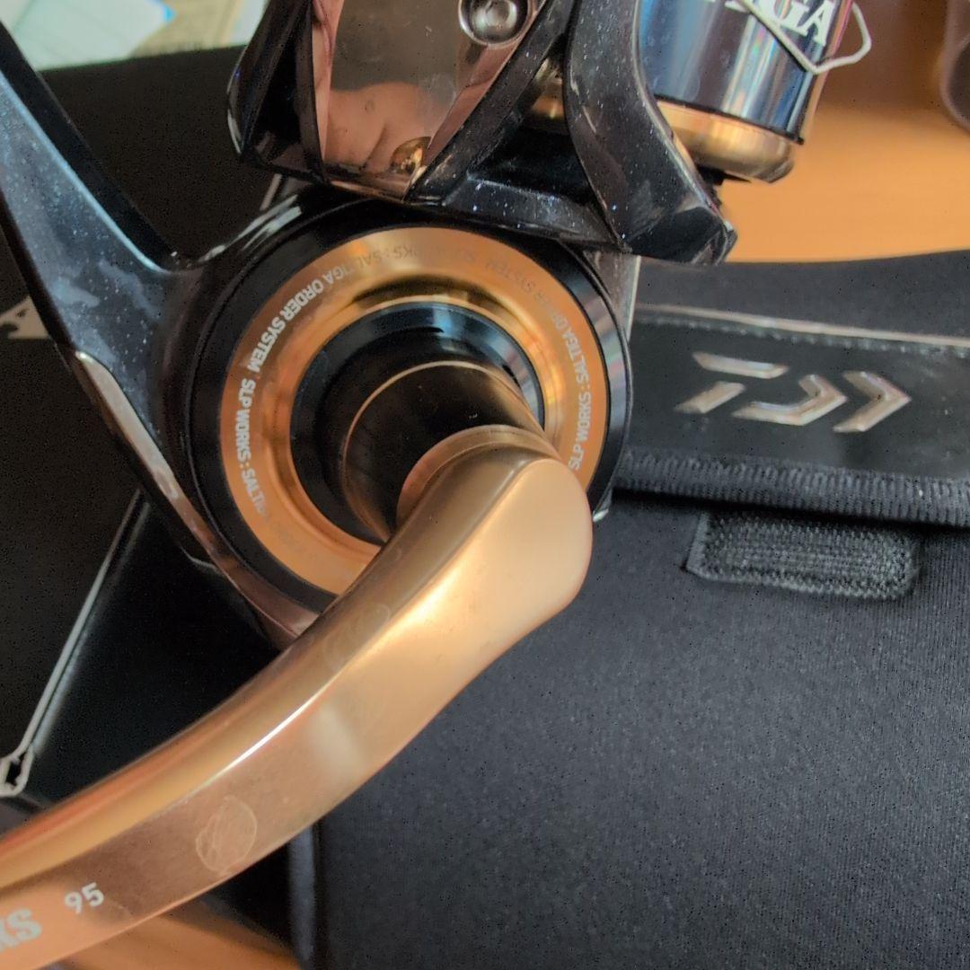 SLP WORKS 　DAIWA　20ソルティガ20000H　月末セール中